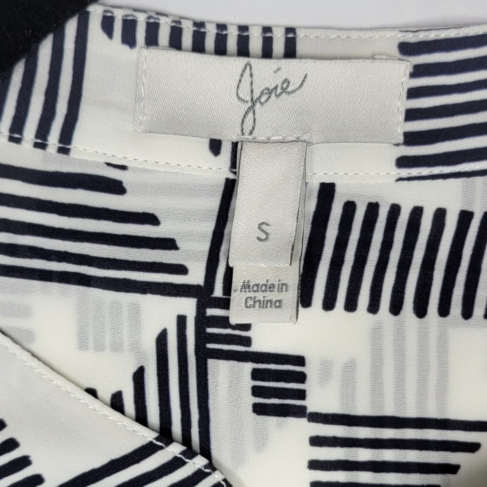 Joie Geometric pattern Silk Blouse - Picture 11 of 12